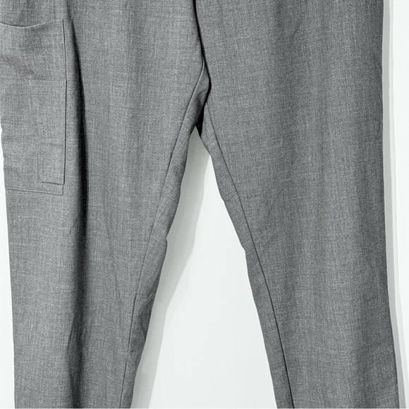 Cuddl Duds Womens Scrub Jogger Cargo Pant Sz M Light Gray Drawstring Waist - Picture 5 of 11